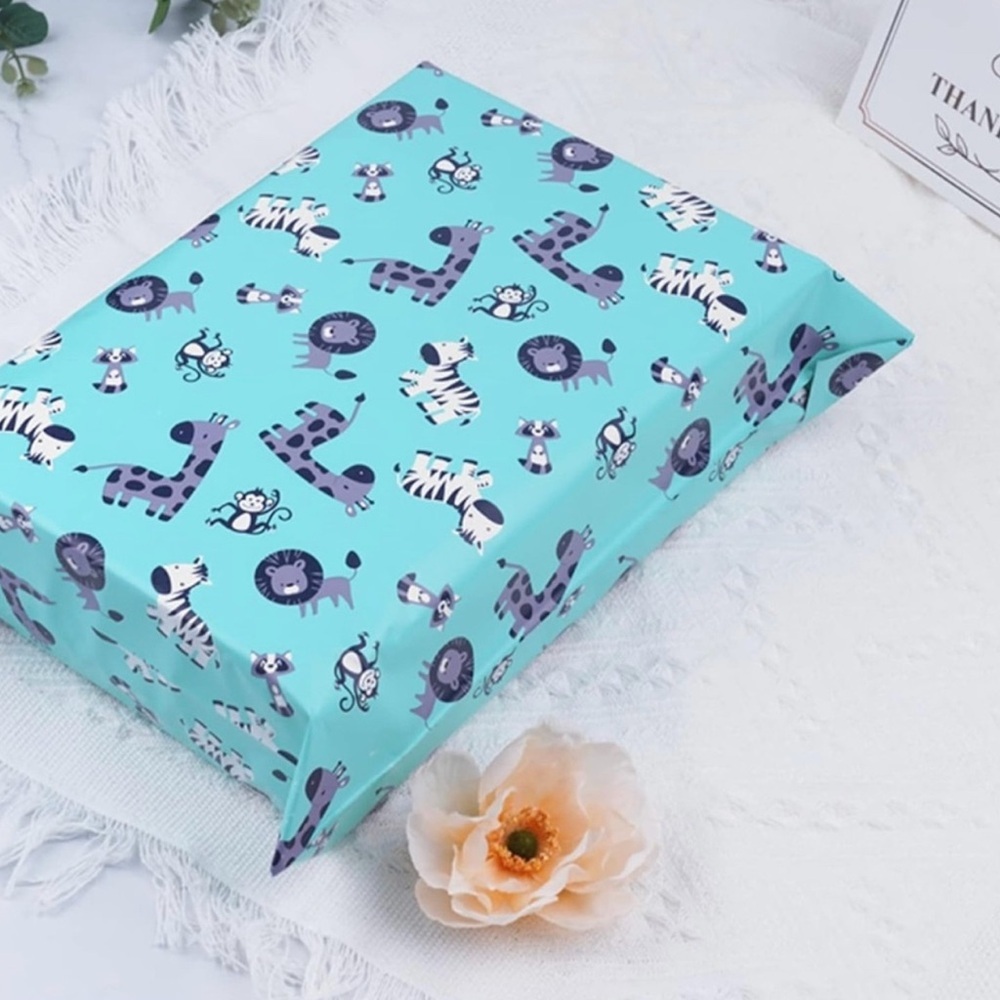 Polymailers 10 10x13 Cute Animals on Blue Background - Picture 4 of 7